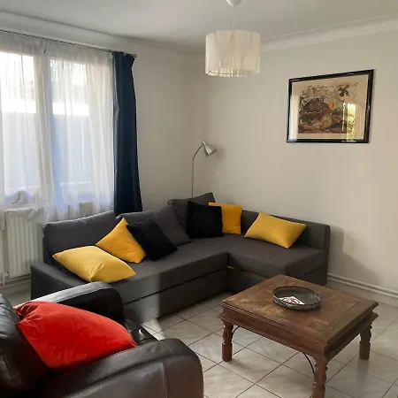 Maison Avec Jardin Proche *